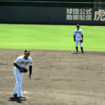 阪神２軍緊急事態　捕手が二塁、外野手が遊撃へ　“代役遊撃”小野寺途中交代、ベンチ入り野手ゼロ
