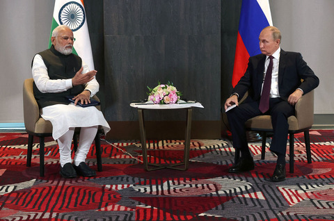 【インド】 モディ首相「戦争の時でない」 プーチン氏に苦言