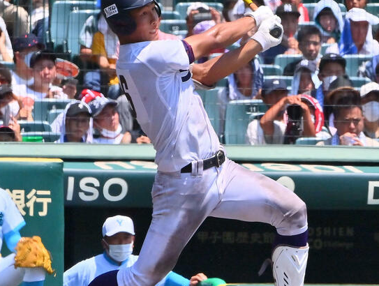 【阪神】ドラ５戸井零士が仮契約、二塁打の記録狙う「ツーベースにこだわりをもっている」