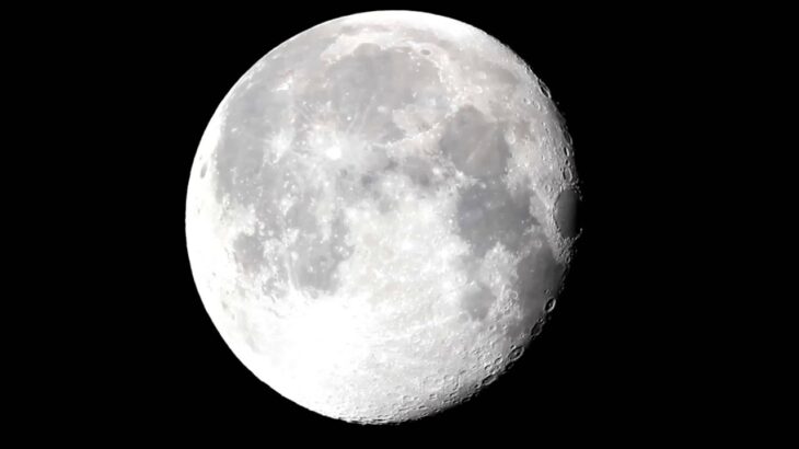 要潤が昨夜の皆既月食で謎の飛行物体を撮影「Ｕ…ＵＦＯですかね…これ」(東スポ)🛸