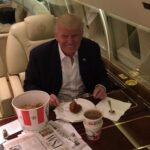 【画像】エアフォースワン（アメリカ大統領機）の機内食ｗｗｗｗｗｗ