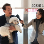 【韓国】犬を新たに迎えた現職大統領と、長年愛情を注いだ犬を引き渡すことになった前大統領