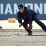 阪神　岡田監督「ショートはやらせへんで」中野拓夢、侍で遊撃の可能性もキャンプでは二塁専念