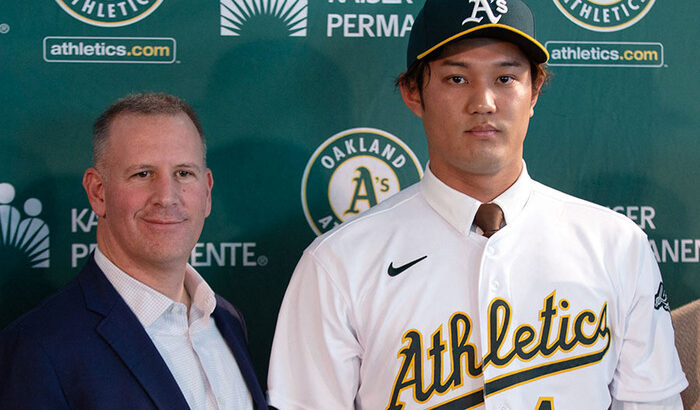 【MLB】記念撮影で際立つ“デカさ”…名物GMも驚愕「マジか」　藤浪晋太郎が「大きくなった」