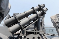 北朝鮮、日本海にミサイル4発発射