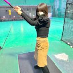 小笠原の娘さん、可愛らしいバッティングフォームを披露