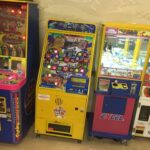 【画像】旅館にある古いゲーム機ばっかのゲームコーナーwww