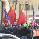 【NHK】“中国が日当200ドルで動員” 台湾総統への抗議 NYの宿泊先で