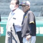 試合前の阪神・岡田監督、ロッテ・佐々木朗希対策聞かれ「そんなん考えてへんわ。１年に１回しか当たれへん」