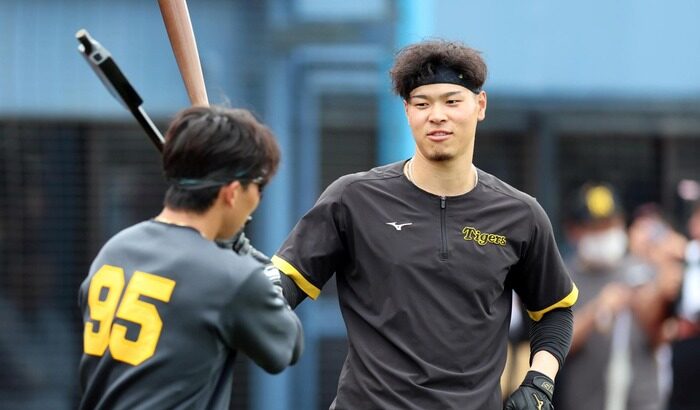 阪神軍練習試合で佐藤輝が番に先発マウンドは森木