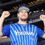 帰国したバウアー「日本の野球はリトルリーグレベル」