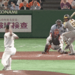 巨人ー阪神4回表ヨハンミエセス満塁押し出し死球