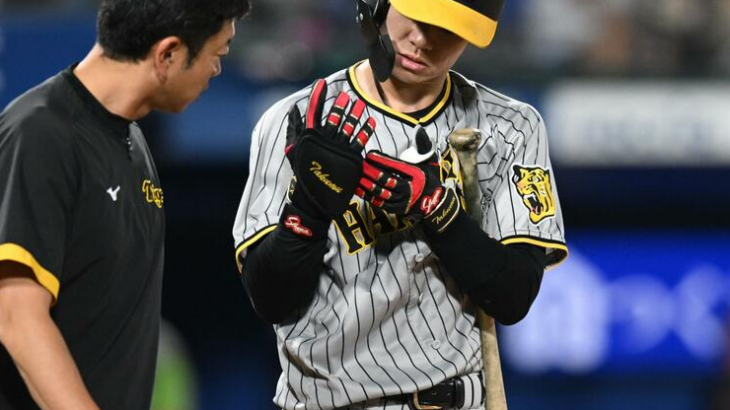 【阪神】中野　死球でヒヤリもすぐに“和解”エスコバーの１５３キロが右手甲付近に直撃