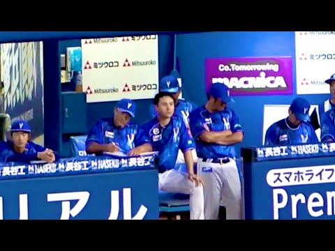 【悲報】佐野に代打を告げられた時にDeNAファンがめちゃめちゃ喜んでしまうw