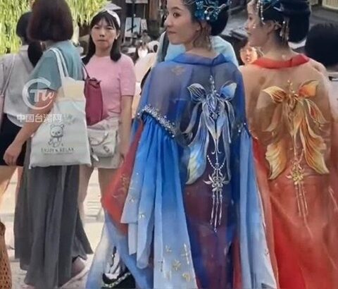 漢服を着て日本の街を歩く中国人女性を台湾人観光客が称賛＝中国ネット「中国で和服を着たら…」