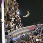 大阪市、阪神ファンが道頓堀川に飛び込んでも上がりやすいように水位を上げていた