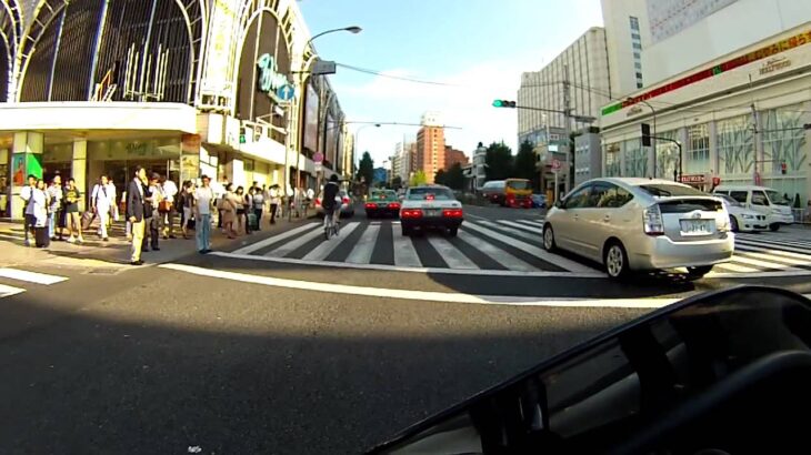 【動画】宮崎あおいが二重駐車してる