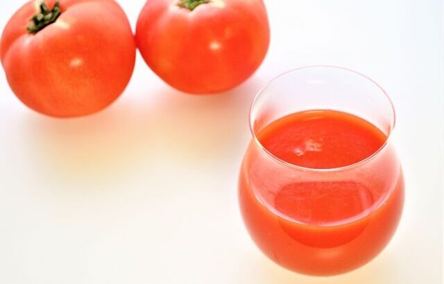 トマトジュース「美肌効果あります。むくみ予防になります。安いです」←飲まない理由