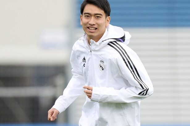 【悲報】日本サッカー界期待の天才少年中井卓大選手、昨季はわずか2試合の計5分出場・・・・・