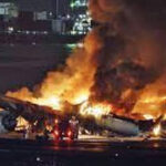 【奇跡の救出劇】JAL機炎上事故…乗客を救ったCAの半分が’23年春に入社したばかりの新人だった