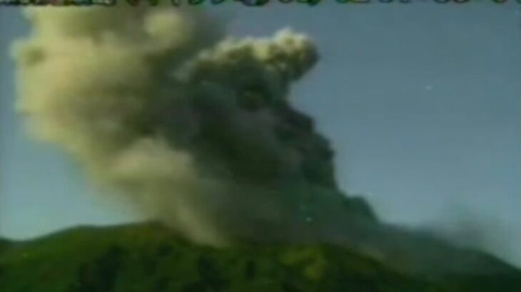 【日本はどうなってる？】鹿児島県の諏訪之瀬島で中規模以上の噴火：噴煙が1200mに達し、安全対策が要請される