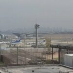 伊丹空港の駐機場でANA機同士が接触　乗客や乗員にケガなし