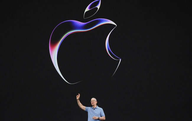 Apple、折りたたみ式iPhoneを開発中