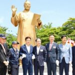 【韓国映画が奏功？】 観光客が初代大統領の銅像を素通りしなくなった