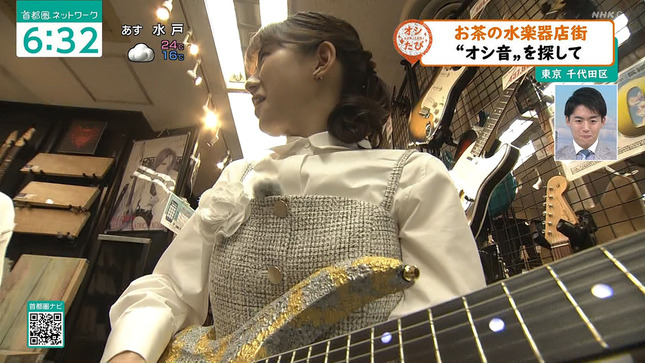宮崎あずさアナ　楽器を弾く胸元がドアップに！　うっすらと透ける！