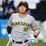 【野球】阪神、井上広大選手の今季第1号はライトへの2ランホームラン