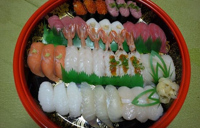 「醤油なしの寿司」「天つゆなしの天ぷら」「タレなしの鰻」「タレなしの納豆」