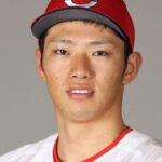 中村奨成（7年目、25歳、結構脚速い、結構肩強い、結構打つ）を引き取る球団