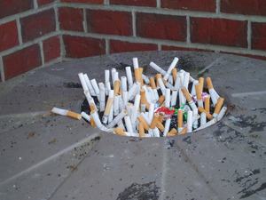 アイランド秋葉原、違法な路上喫煙をするユーザーに対して厳しい対応を取ることを告知