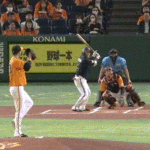 【巨人対オリックス1回戦】巨人・ヘルナンデスの守備…