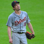 前田健太、わずか2球で緊急降板　右脇腹付近を痛める