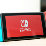 Switchで最初に出して、売れてからマルチで完全版じゃダメなの？