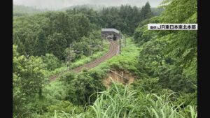 山形新幹線山形－新庄、8月中旬まで運転見合わせ　記録的大雨で線路など被害多数