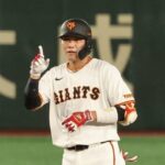 【朗報】巨人坂本勇人、後半戦覚醒.360(25-9)は村上山田ナカジのおかげだった