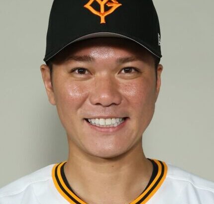 坂本勇人(36).237(278‐66) 4本 20点 併殺11 ops.591←このおっちゃんwww