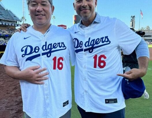 【MLB】野茂英雄氏大谷翔平、山本由伸とツーショット記念撮影　ドジャース公式Xが公開　OBイベントに背番号「16」姿で登場