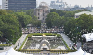 広島・平和式典、公園全体を規制　表現の自由侵害と反発も