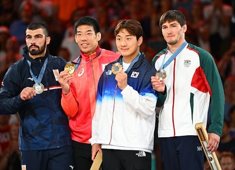 【パリ五輪】日本の金メダリストを差し置いて「なぜお前が前列に？」…韓国柔道選手に海外から批判の声