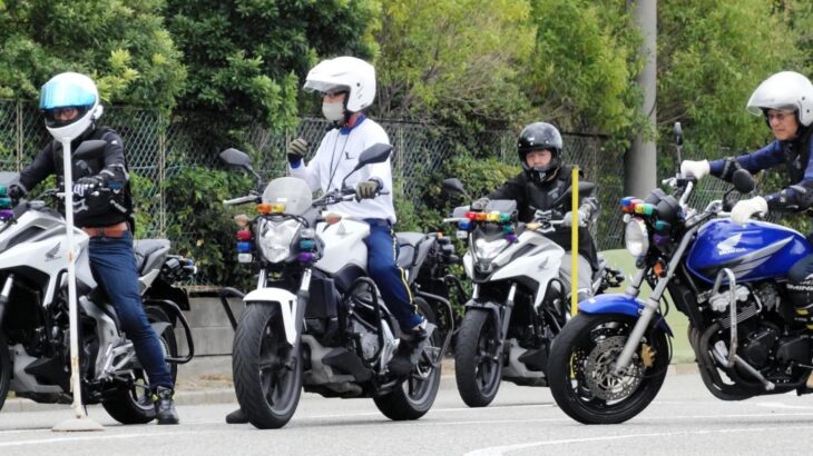 バイク再デビューする中高年の心意気：楽しみ方と選び方