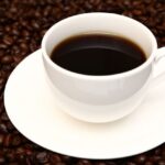 ブラックコーヒーとかいう｢オレ、健康に良いよw｣ヅラしてる飲み物