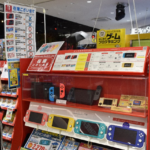 【悲報】量販店の家庭用ゲーム売り場、明らかに規模縮小してる