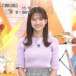 原田葵アナ　ニットで胸元強調！！