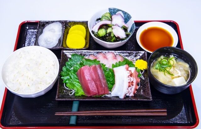 お前ら「刺身でご飯は食えない」←これ