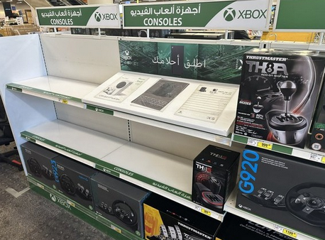 【悲報】サウジ最大の家電量販店からXboxが完全撤去されるwwww