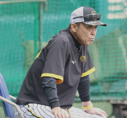 【阪神】岡田監督、今日で監督人生の終わりを感じてかものすごく笑顔やった