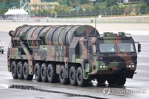 【韓国軍】新型「怪物ミサイル」初公開　北への警告メッセージ